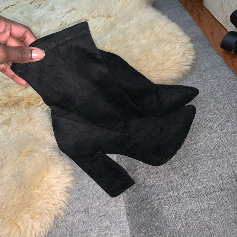 Black pointed booties